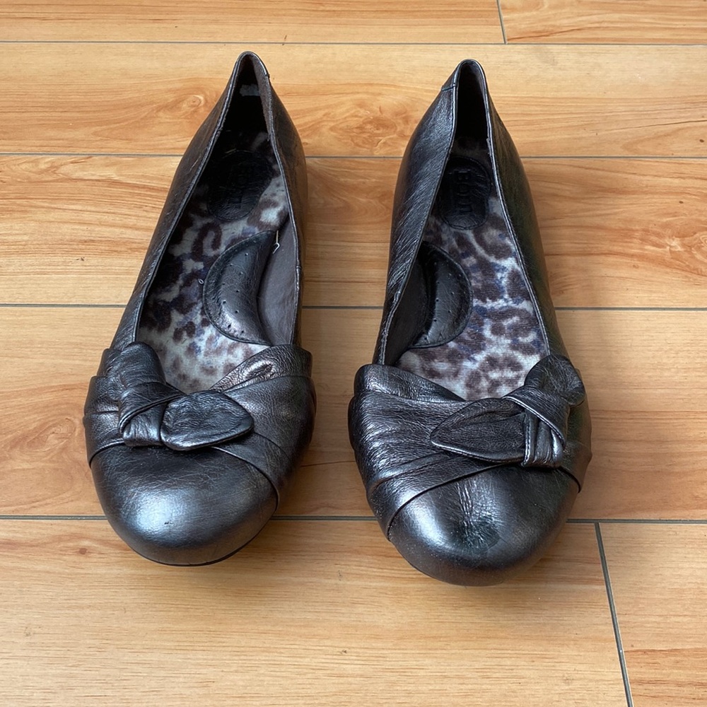 Bronze metallic ballet flats, size 11.